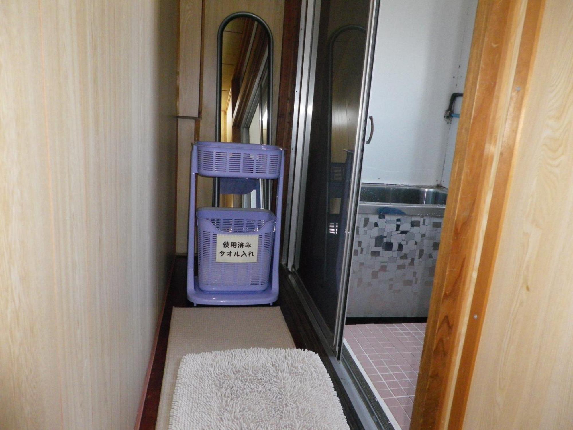 Minshuku Iwakawa Hotel ยากูชิมา ภายนอก รูปภาพ
