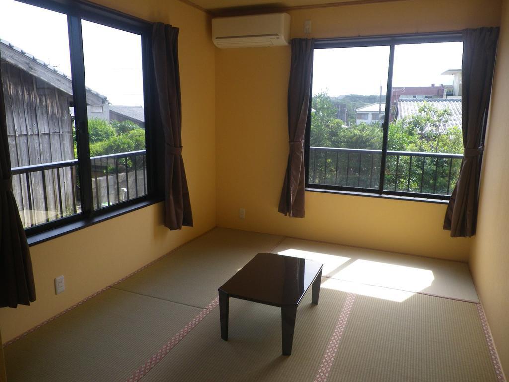 Minshuku Iwakawa Hotel ยากูชิมา ภายนอก รูปภาพ