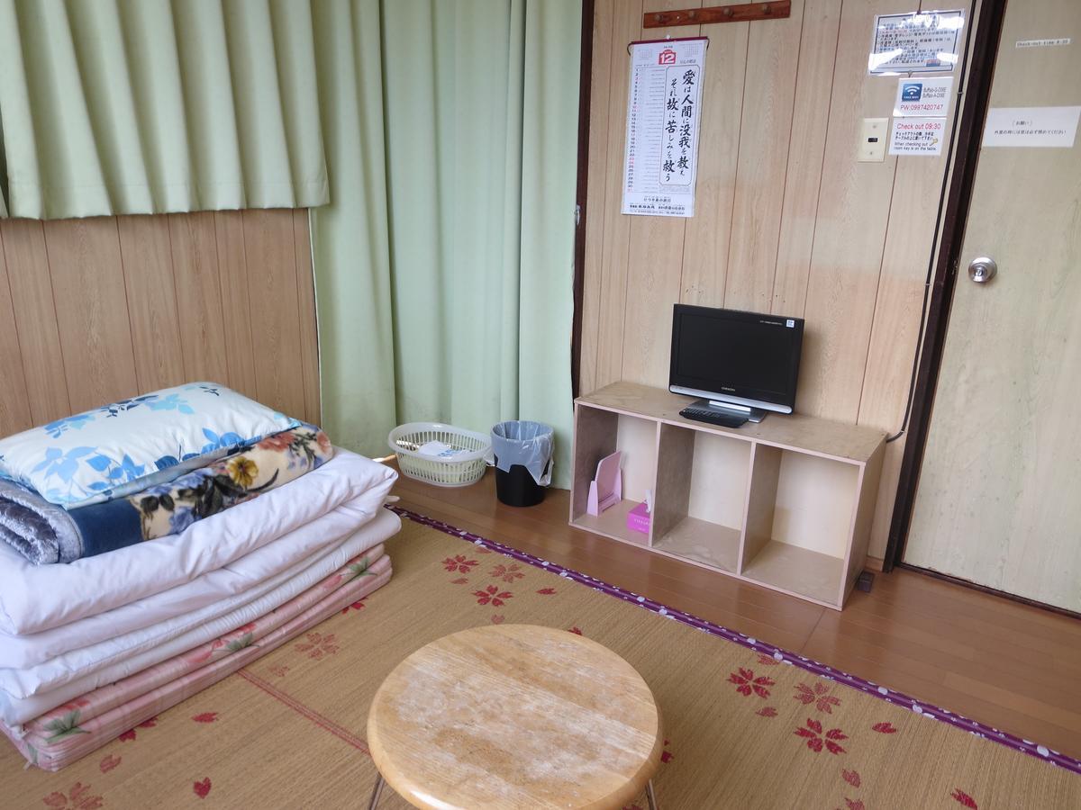 Minshuku Iwakawa Hotel ยากูชิมา ภายนอก รูปภาพ