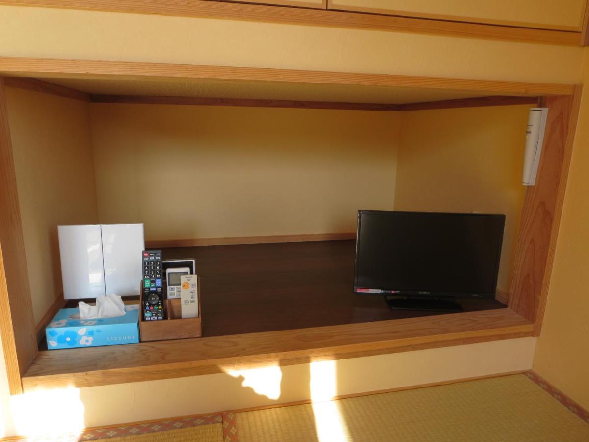 Minshuku Iwakawa Hotel ยากูชิมา ภายนอก รูปภาพ